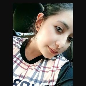 Meet your Posher, Josefa